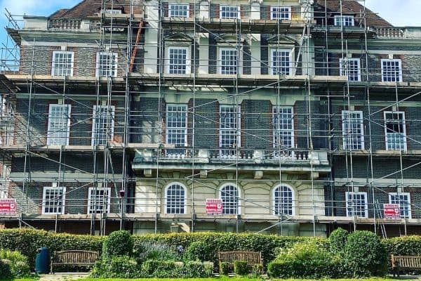 Henrietta Barnett School - image 1